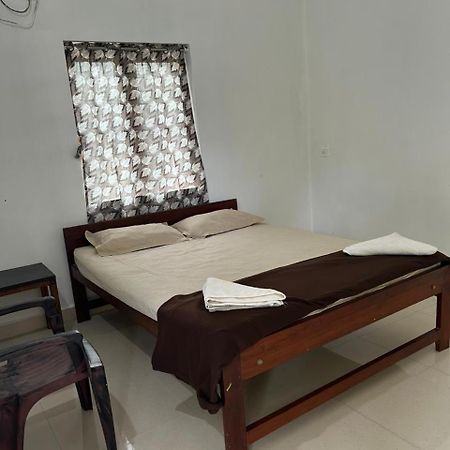Hare Krishna Hotel Arambol Exterior photo